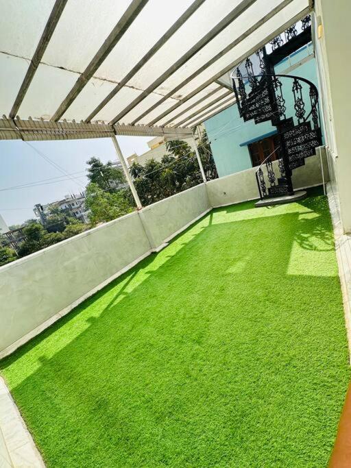 White House Sky View Theatre Villa In Gachibowli Luaran gambar